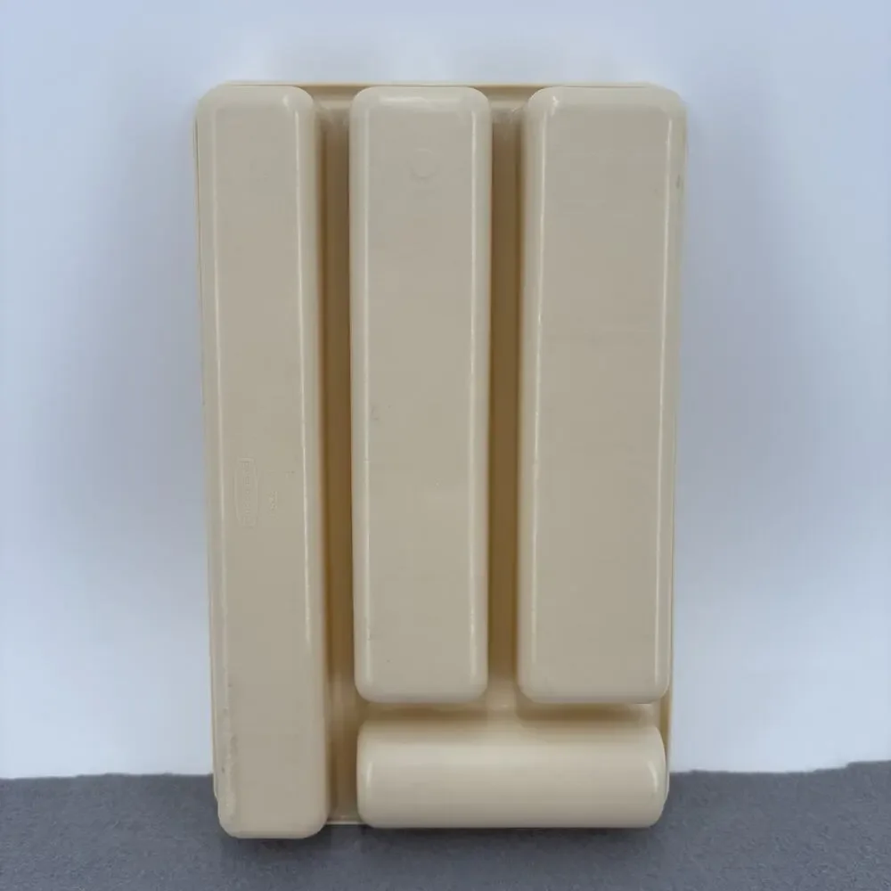 Vintage 0522 RUBBERMAID Cream/Almond Cutlery Utensil Tray 11-1/2” x 7-1/4”